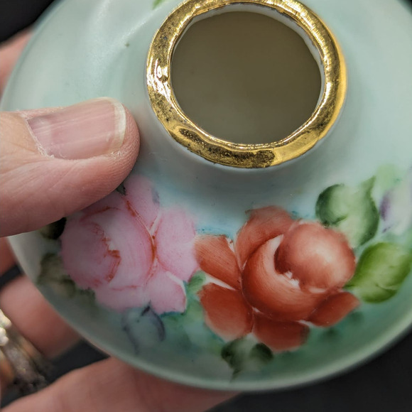 Vintage Porcelain Hand Painted Red And Pink Roses Candlestick Holders Signed - Picture 4 of 16